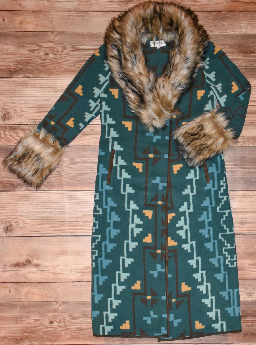 Everest Blanket Coat – Tasha Polizzi